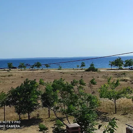 Paschalia Sea View Apartment *