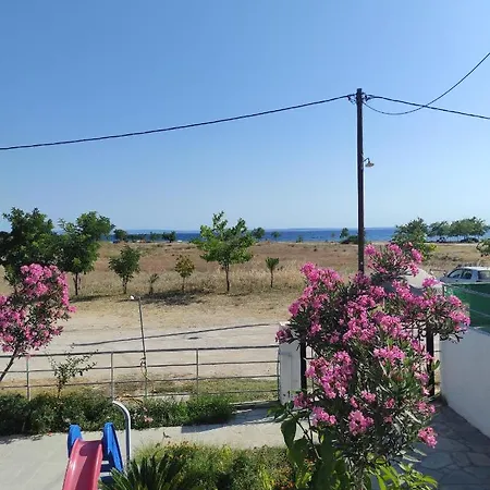 Paschalia Sea View Apartment *