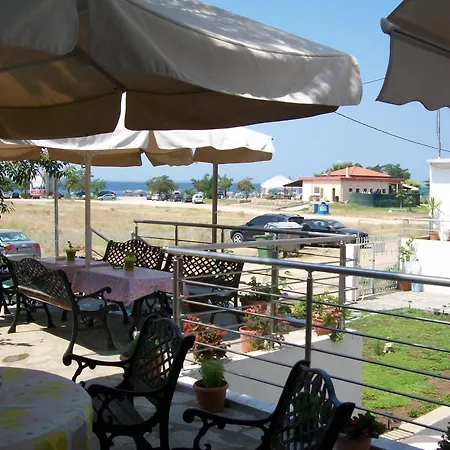 Paschalia Sea View Apartment *