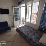 Paschalia Sea View Apartment *