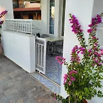 Paschalia Sea View *